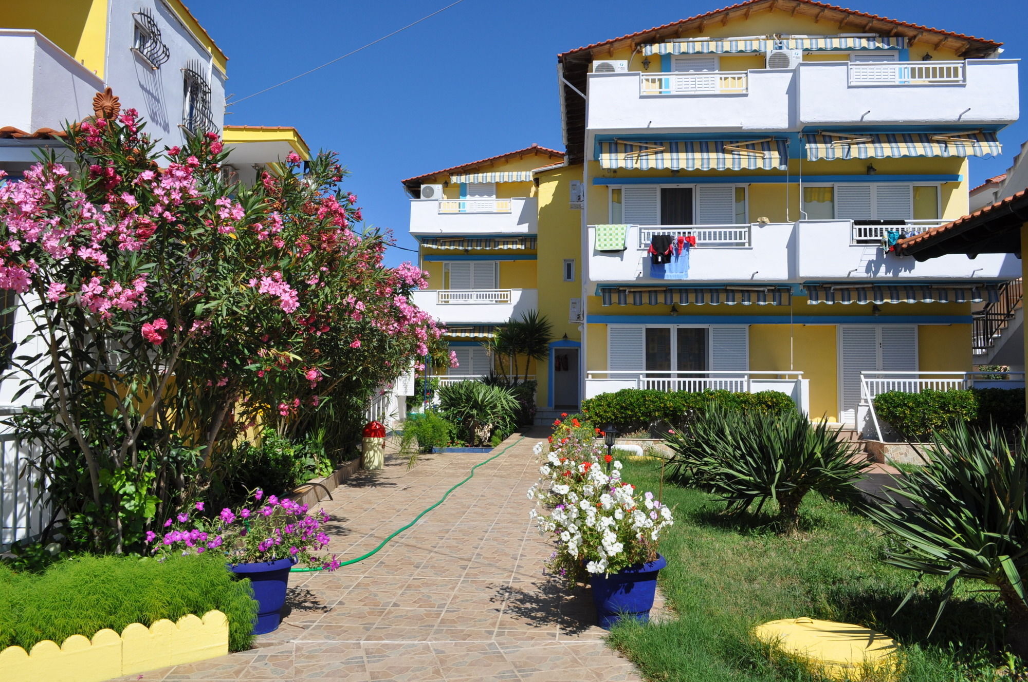 Studios Castro Toroni Exterior photo